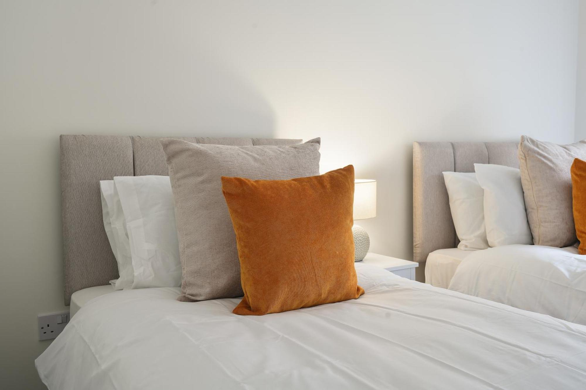 Mersey Way, Spacious 3 Bed Home, Close To Sheffield City Centre & Free Driveway Parking - Perfect For Workers, Groups & Families - Hosted By Stay Host Save Zewnętrze zdjęcie