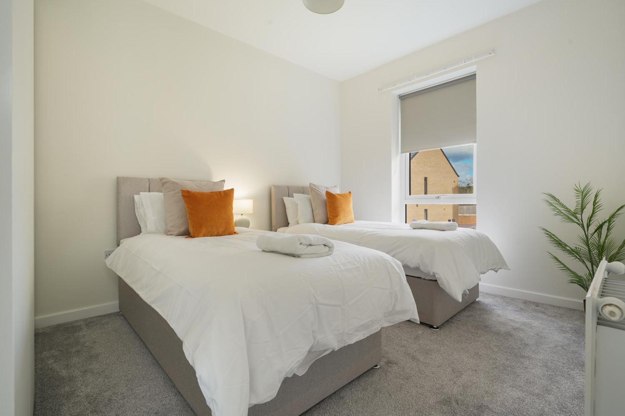 Mersey Way, Spacious 3 Bed Home, Close To Sheffield City Centre & Free Driveway Parking - Perfect For Workers, Groups & Families - Hosted By Stay Host Save Zewnętrze zdjęcie