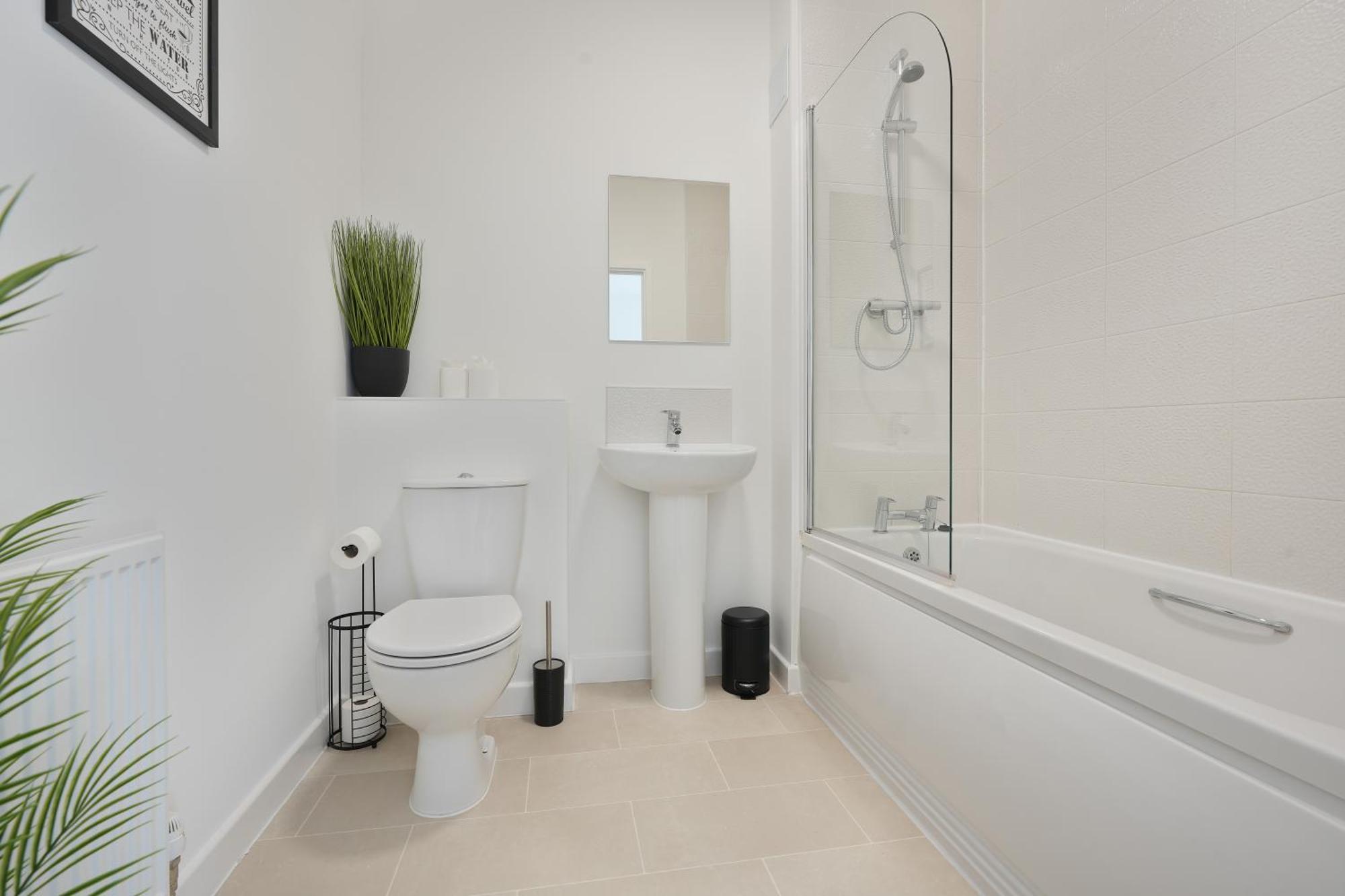 Mersey Way, Spacious 3 Bed Home, Close To Sheffield City Centre & Free Driveway Parking - Perfect For Workers, Groups & Families - Hosted By Stay Host Save Zewnętrze zdjęcie